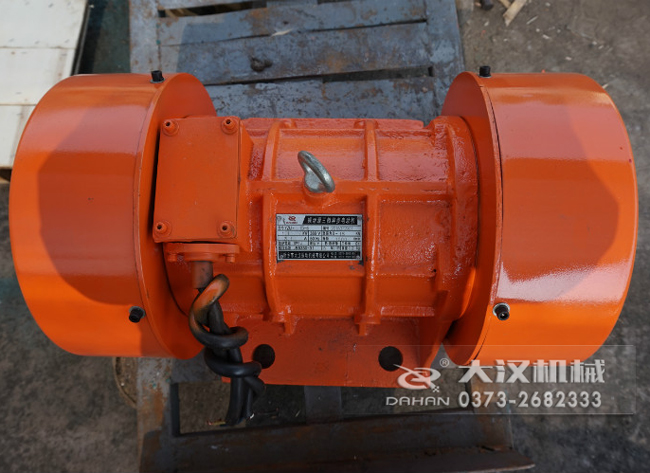 YZS振動(dòng)電機(jī) YZS振動(dòng)電機(jī)